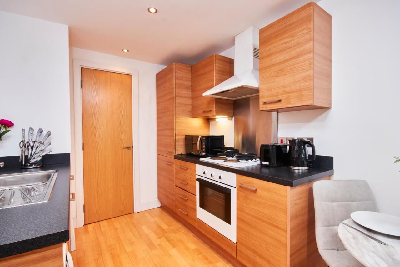 Apartamento Deluxe City Centre Apt Balcony View& Free Parking! Leeds  Exterior foto